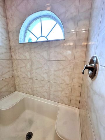 1650 NAVIGATOR LANE, Tarpon Springs, FL 34689