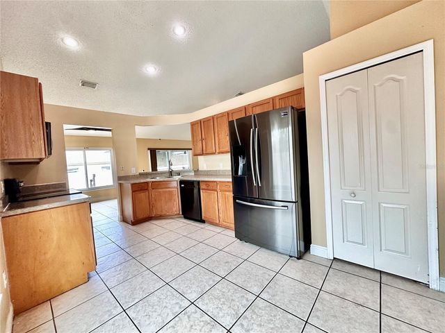 1650 NAVIGATOR LANE, Tarpon Springs, FL 34689