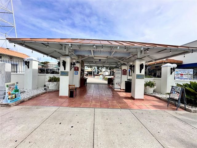 1650 NAVIGATOR LANE, Tarpon Springs, FL 34689