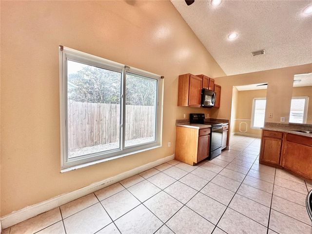 1650 NAVIGATOR LANE, Tarpon Springs, FL 34689