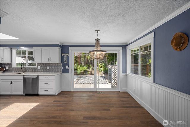 4702 69th Avenue W, University Place, WA 98466