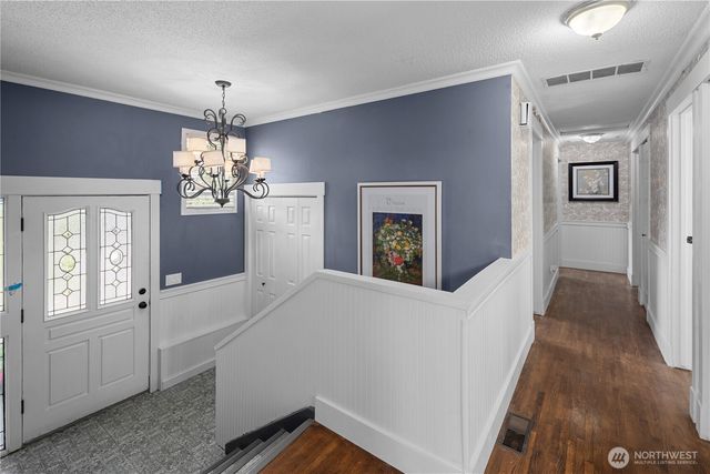 4702 69th Avenue W, University Place, WA 98466
