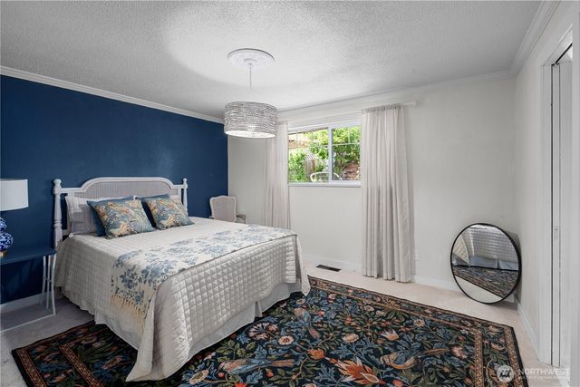 4702 69th Avenue W, University Place, WA 98466