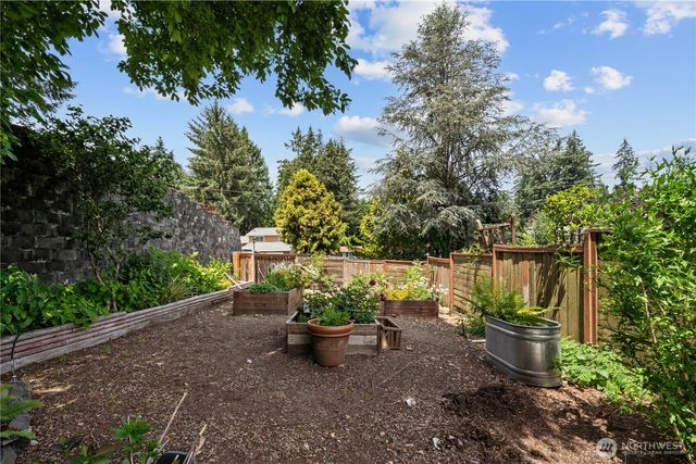 4702 69th Avenue W, University Place, WA 98466