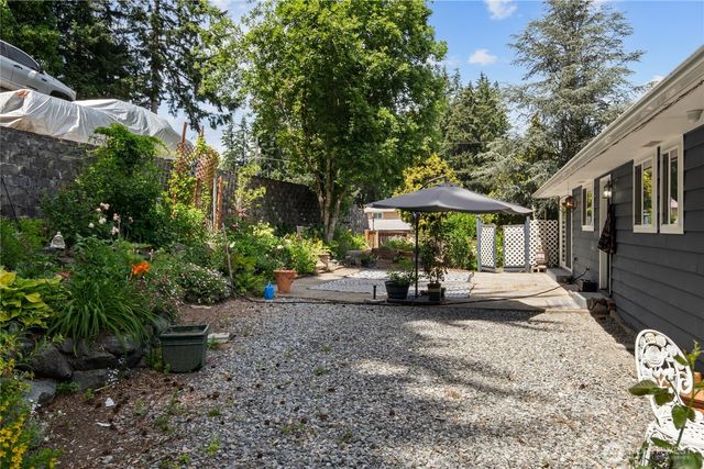 4702 69th Avenue W, University Place, WA 98466