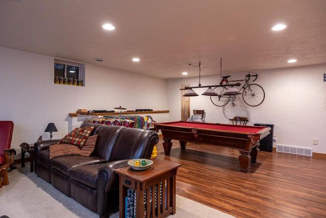 3221 MOCKINGBIRD WAY, Oshkosh, WI 54904