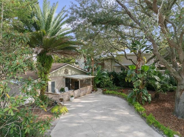 6 MANATEE COURT, St Augustine, FL 32080