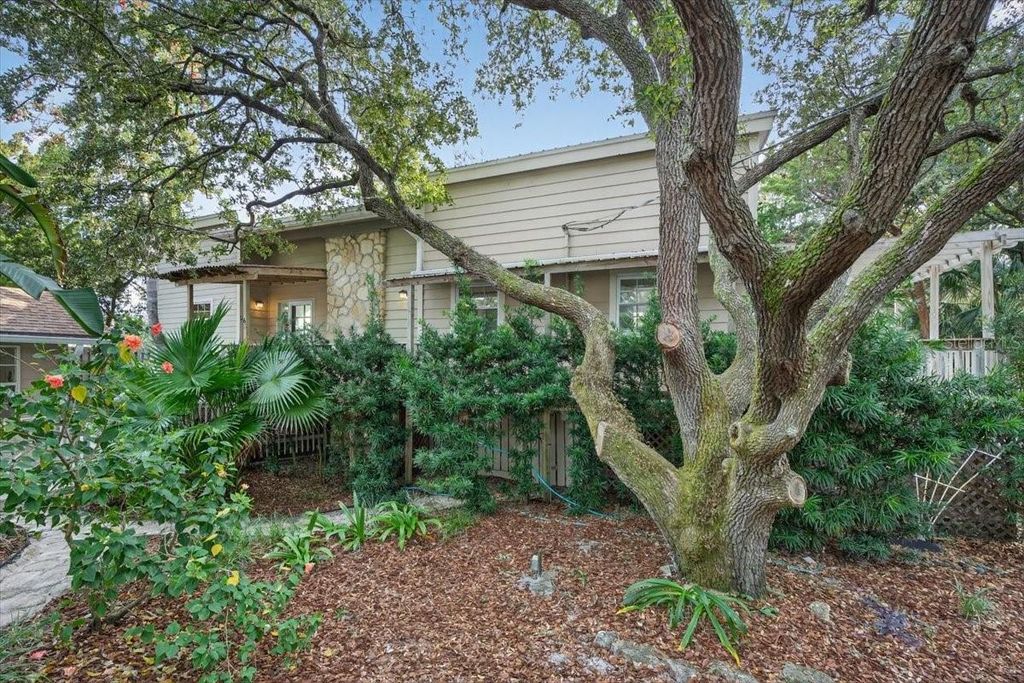 6 MANATEE COURT, St Augustine, FL 32080