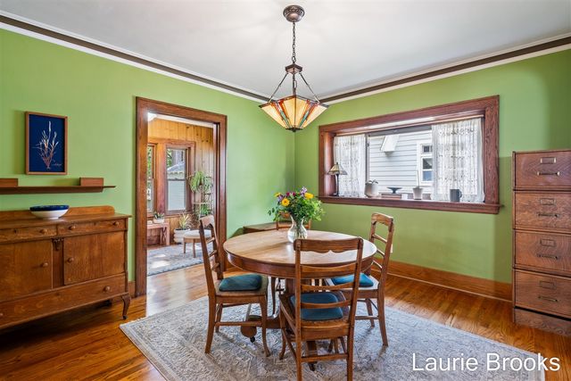214 Glenhaven Avenue, Grand Rapids, MI 49504