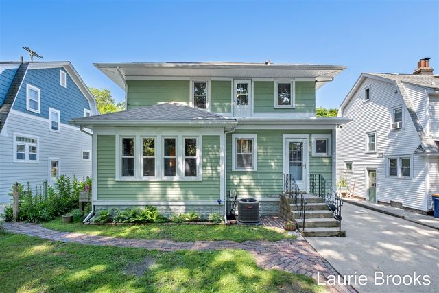 214 Glenhaven Avenue, Grand Rapids, MI 49504