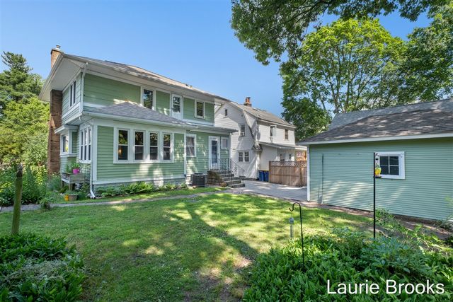 214 Glenhaven Avenue, Grand Rapids, MI 49504