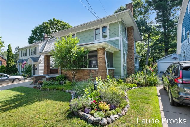 214 Glenhaven Avenue, Grand Rapids, MI 49504