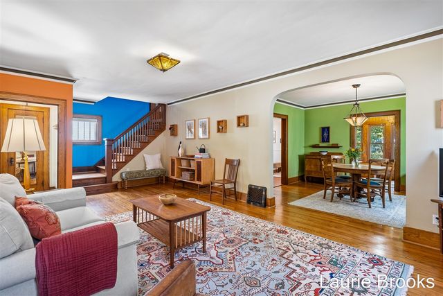 214 Glenhaven Avenue, Grand Rapids, MI 49504