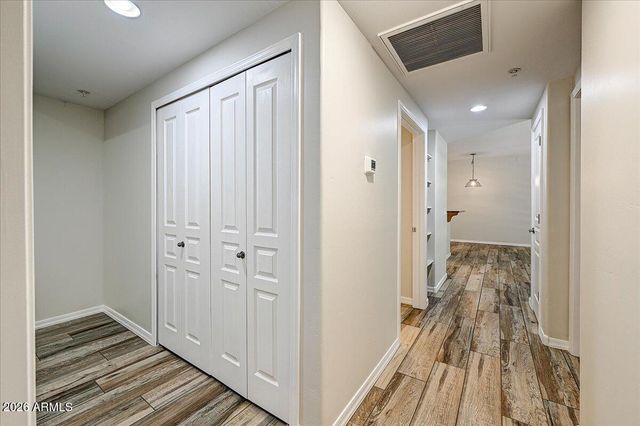 20660 N 40TH Street 1075, Phoenix, AZ 85050