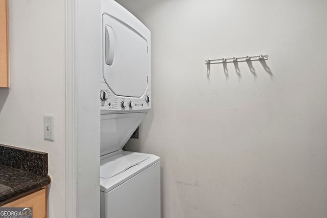 3481 Lakeside Drive NE 902, Atlanta, GA 30326