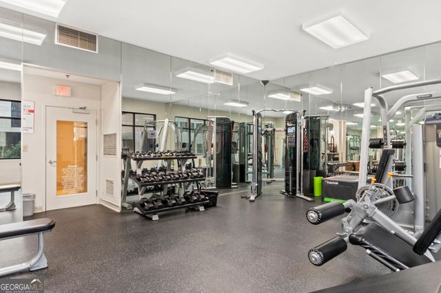 3481 Lakeside Drive NE 902, Atlanta, GA 30326