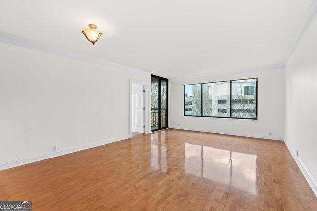 3481 Lakeside Drive NE 902, Atlanta, GA 30326