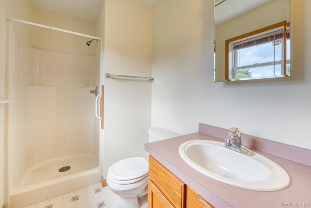 200 Doris Street, Port Ewen, NY 12466