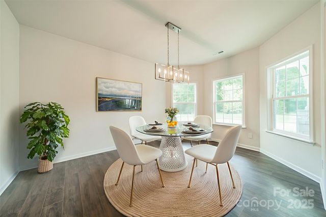 6034 Jepson Court, Charlotte, NC 28214