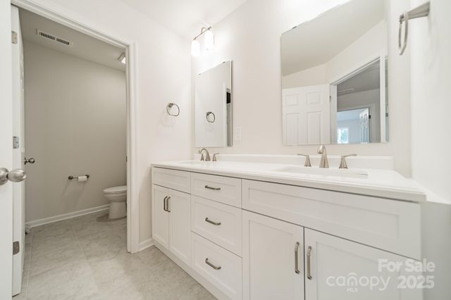 6034 Jepson Court, Charlotte, NC 28214