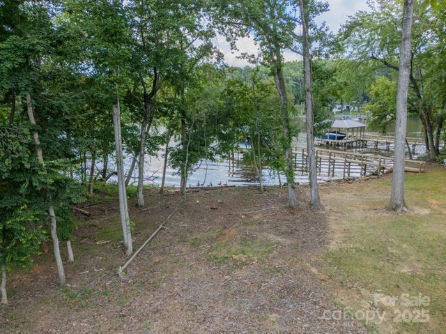 6034 Jepson Court, Charlotte, NC 28214
