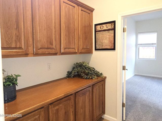 1388 Lambrays Lane, Sparks, NV 89436