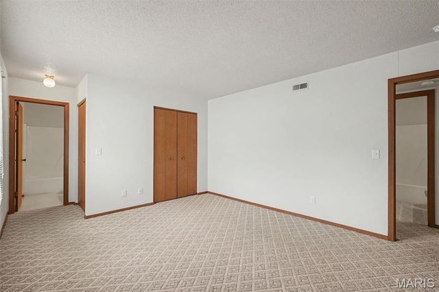 234 Carriage Court, Washington, MO 63090