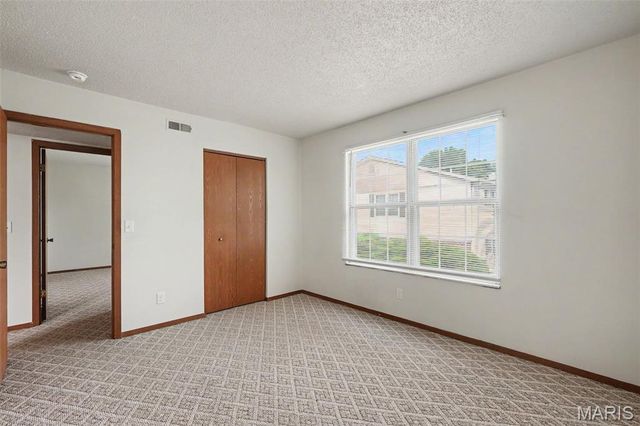 234 Carriage Court, Washington, MO 63090