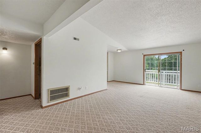 234 Carriage Court, Washington, MO 63090