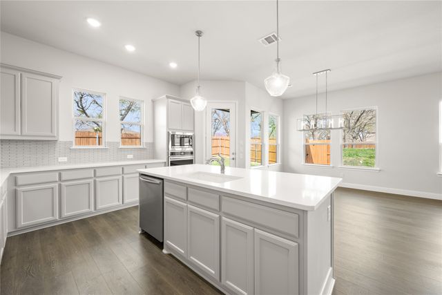 4021 Alpine Street, Midlothian, TX 76065