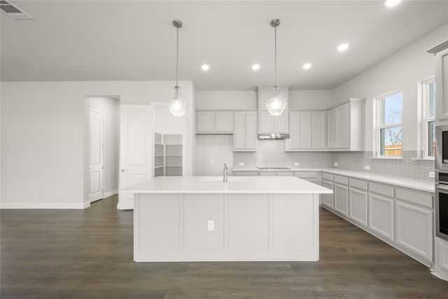 4021 Alpine Street, Midlothian, TX 76065