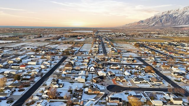 3505 W 2500 N, Plain City, UT 84404