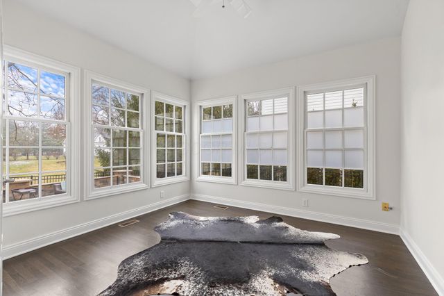 10 Pickett Place, New Albany, OH 43054