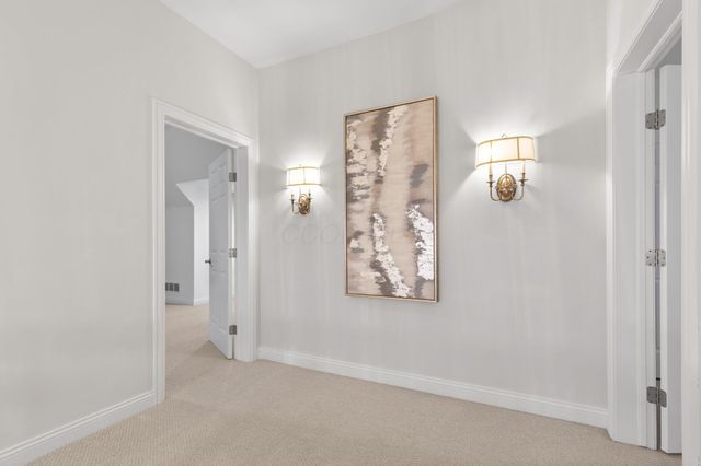 10 Pickett Place, New Albany, OH 43054