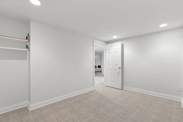 10 Pickett Place, New Albany, OH 43054