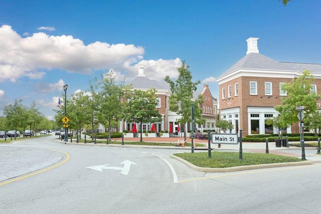 10 Pickett Place, New Albany, OH 43054