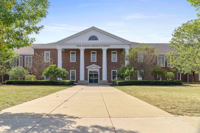 10 Pickett Place, New Albany, OH 43054