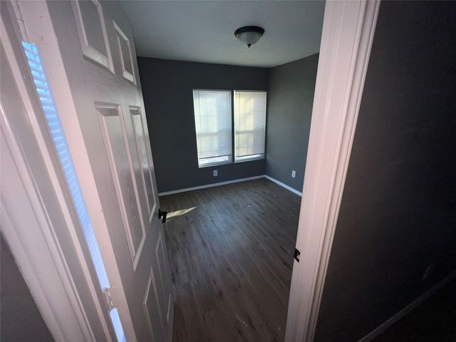 3116 6th Avenue, Fort Worth, TX 76110