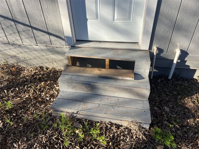 3116 6th Avenue, Fort Worth, TX 76110