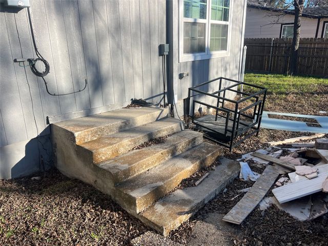 3116 6th Avenue, Fort Worth, TX 76110