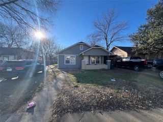 3116 6th Avenue, Fort Worth, TX 76110