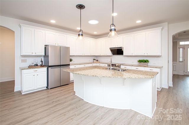 7900 Honey Fig Road, Charlotte, NC 28277