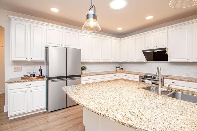 7900 Honey Fig Road, Charlotte, NC 28277