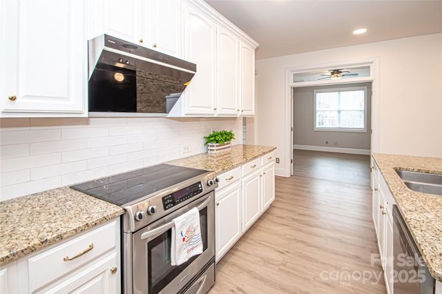 7900 Honey Fig Road, Charlotte, NC 28277