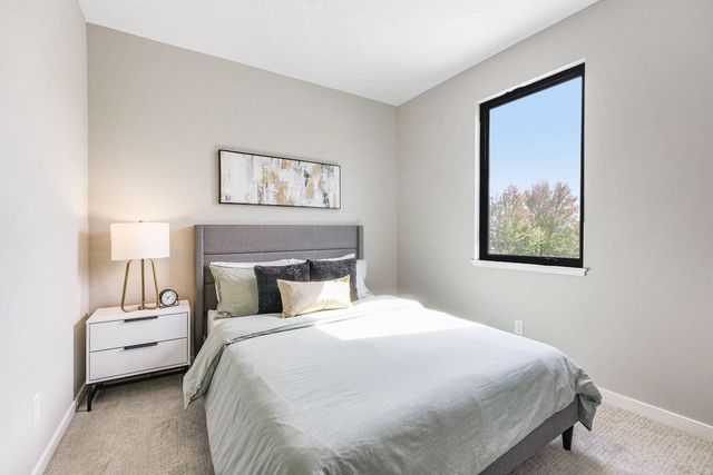 2335 Elinor Lane Se 4B, East Grand Rapids, MI 49506