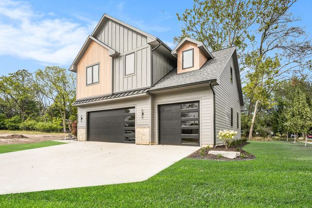 2335 Elinor Lane Se 4B, East Grand Rapids, MI 49506