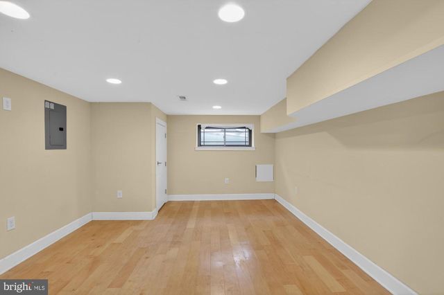 1237 N HOLLYWOOD ST, Philadelphia, PA 19121