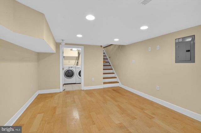 1237 N HOLLYWOOD ST, Philadelphia, PA 19121