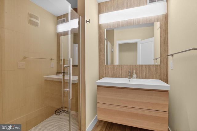 1237 N HOLLYWOOD ST, Philadelphia, PA 19121