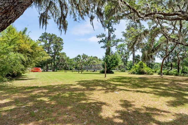 9075 SW 190TH AVENUE ROAD, Dunnellon, FL 34432